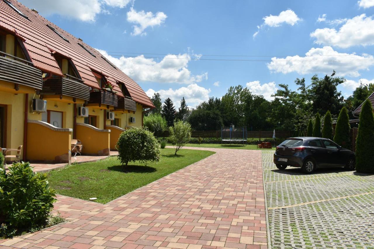 Lagom Apartman Gyula Exterior foto